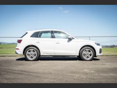 Photo of the vehicle Audi Q5