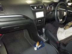 Photo of the vehicle Suzuki Swift