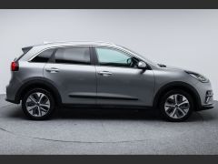 Photo of the vehicle Kia Niro