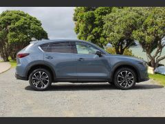 Photo of the vehicle Mazda CX-5