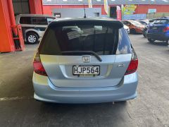 Photo of the vehicle Honda Fit