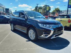 Photo of the vehicle Mitsubishi Outlander