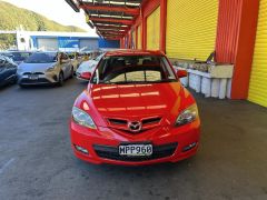 Photo of the vehicle Mazda Axela