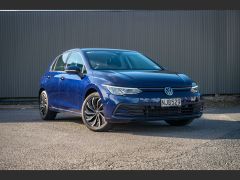 Photo of the vehicle Volkswagen Golf