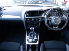 Photo of the vehicle Audi A4