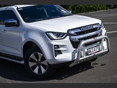 Photo of the vehicle Isuzu D-Max