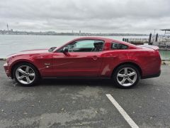 Photo of the vehicle Ford Mustang