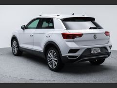 Photo of the vehicle Volkswagen T-Roc