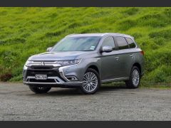 Photo of the vehicle Mitsubishi Outlander