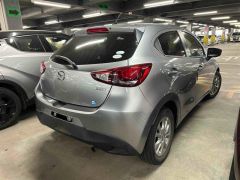 Photo of the vehicle Mazda Demio