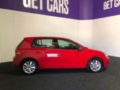 Photo of the vehicle Volkswagen Golf