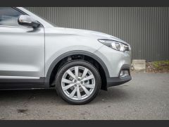 Photo of the vehicle MG ZS