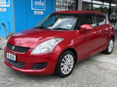 Photo of the vehicle Suzuki Swift