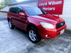 Photo of the vehicle Toyota RAV4