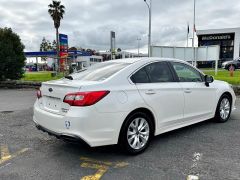 Photo of the vehicle Subaru Legacy