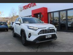 Photo of the vehicle Toyota RAV4