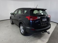 Photo of the vehicle Toyota RAV4