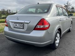 Photo of the vehicle Nissan Tiida