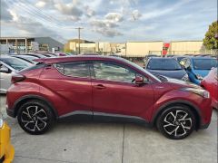 Photo of the vehicle Toyota C-HR