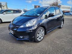 Photo of the vehicle Honda Fit