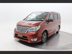 Photo of the vehicle Nissan Serena