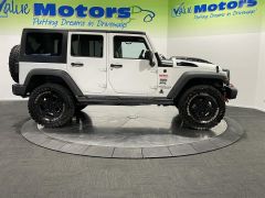 Photo of the vehicle Jeep Wrangler