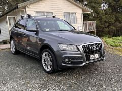 Photo of the vehicle Audi Q5