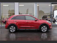 Photo of the vehicle Kia Niro