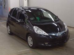 Photo of the vehicle Honda Fit