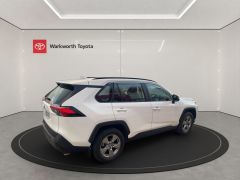 Photo of the vehicle Toyota RAV4