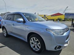 Photo of the vehicle Mitsubishi Outlander