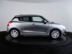 Photo of the vehicle Suzuki Swift