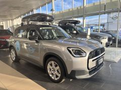 Photo of the vehicle MINI Countryman