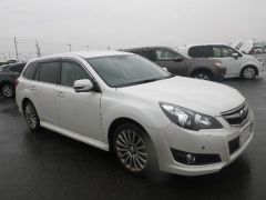 Photo of the vehicle Subaru Legacy