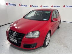 Photo of the vehicle Volkswagen Golf