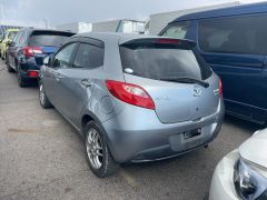 Photo of the vehicle Mazda Demio