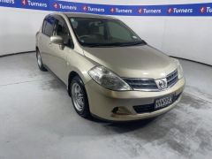 Photo of the vehicle Nissan Tiida