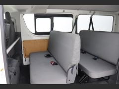 Photo of the vehicle Toyota HiAce