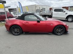 Photo of the vehicle Mazda Roadster