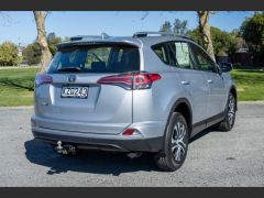 Photo of the vehicle Toyota RAV4