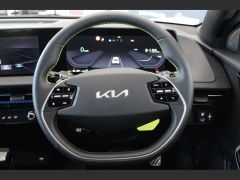 Photo of the vehicle Kia EV6