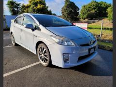 Photo of the vehicle Toyota Prius