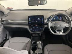 Photo of the vehicle Hyundai IONIQ