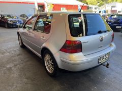 Photo of the vehicle Volkswagen Golf