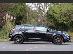 Photo of the vehicle Renault Megane