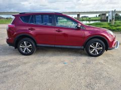 Photo of the vehicle Toyota RAV4