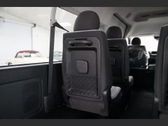 Photo of the vehicle Toyota HiAce