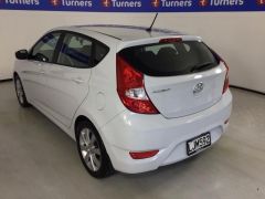 Photo of the vehicle Hyundai Accent