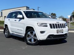 Photo of the vehicle Jeep Grand Cherokee