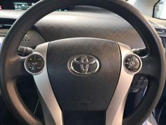 Photo of the vehicle Toyota Prius